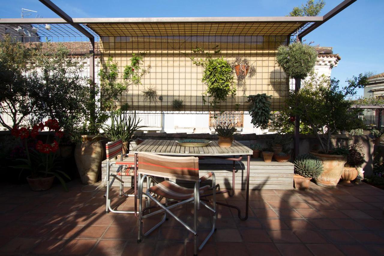 Tre Vie Apartment Con Terrazzo Giardino Pensile CTA Eksteriør billede