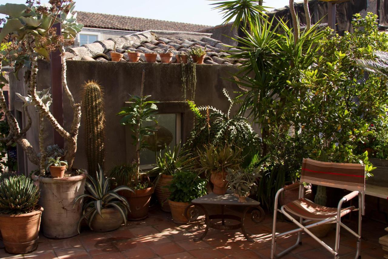 Tre Vie Apartment Con Terrazzo Giardino Pensile CTA Eksteriør billede