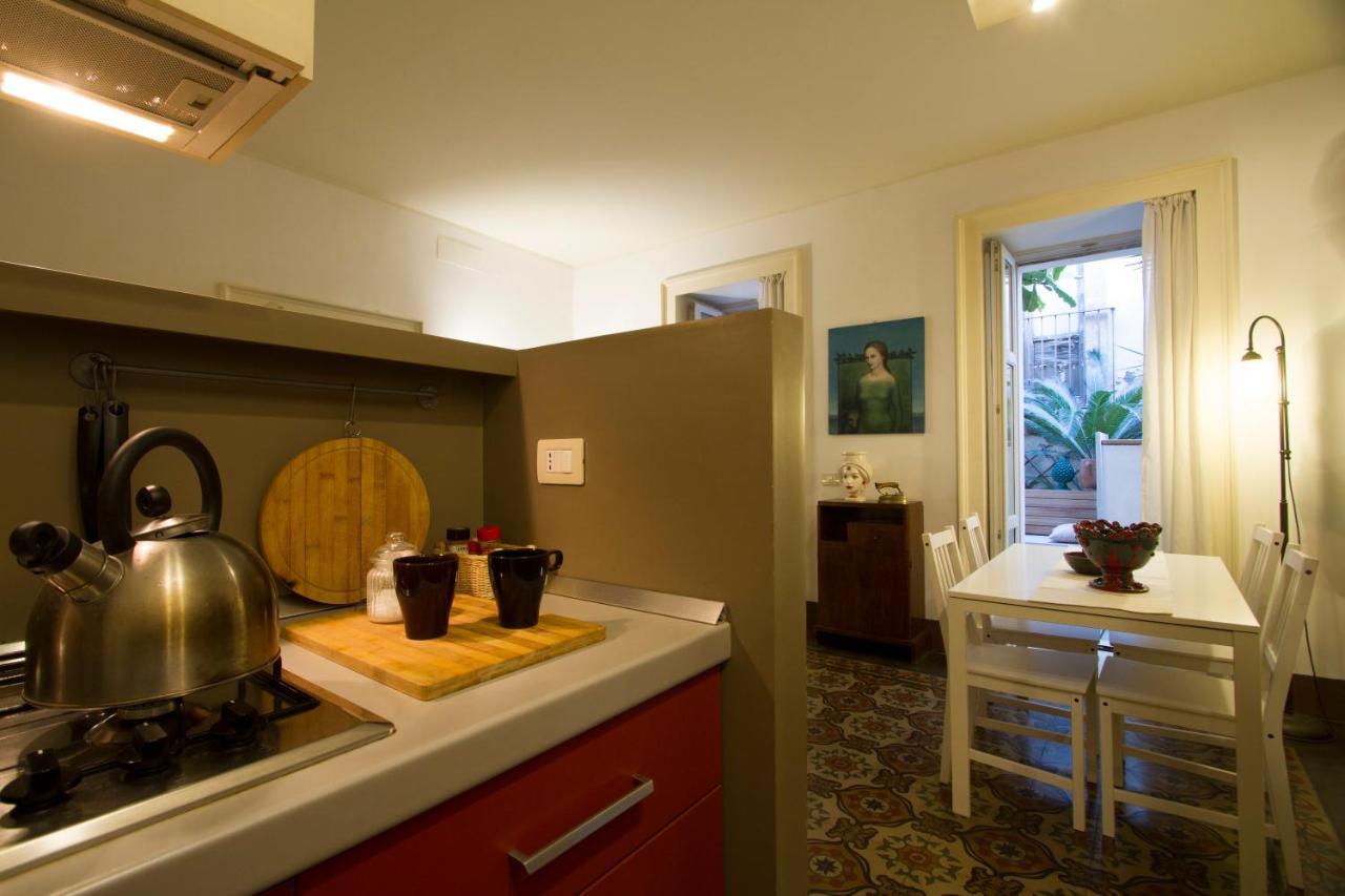 Tre Vie Apartment Con Terrazzo Giardino Pensile CTA Eksteriør billede