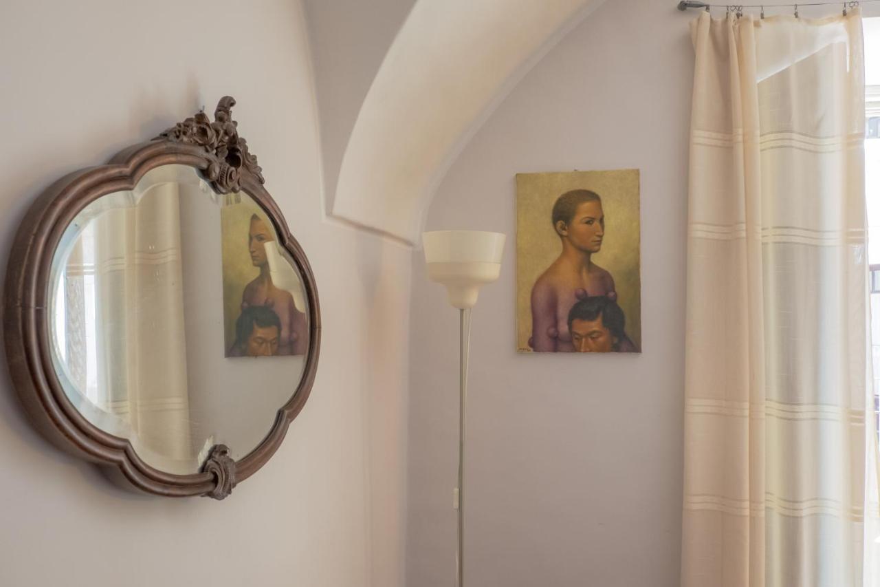 Tre Vie Apartment Con Terrazzo Giardino Pensile CTA Eksteriør billede