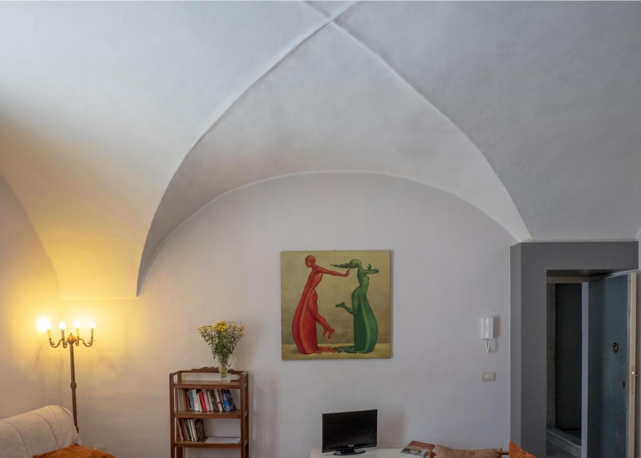 Tre Vie Apartment Con Terrazzo Giardino Pensile CTA Eksteriør billede