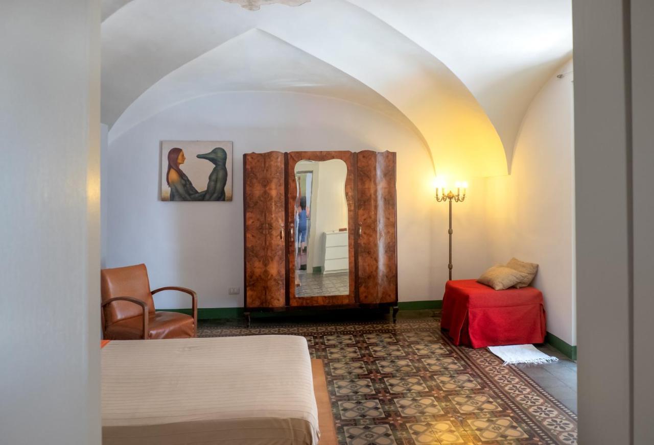 Tre Vie Apartment Con Terrazzo Giardino Pensile CTA Eksteriør billede